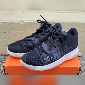 Kids Kyrie Flytrap Shoes 12c